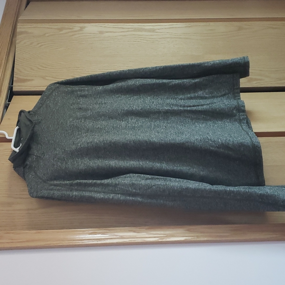 Mens large lululemon lightweight hoodie
